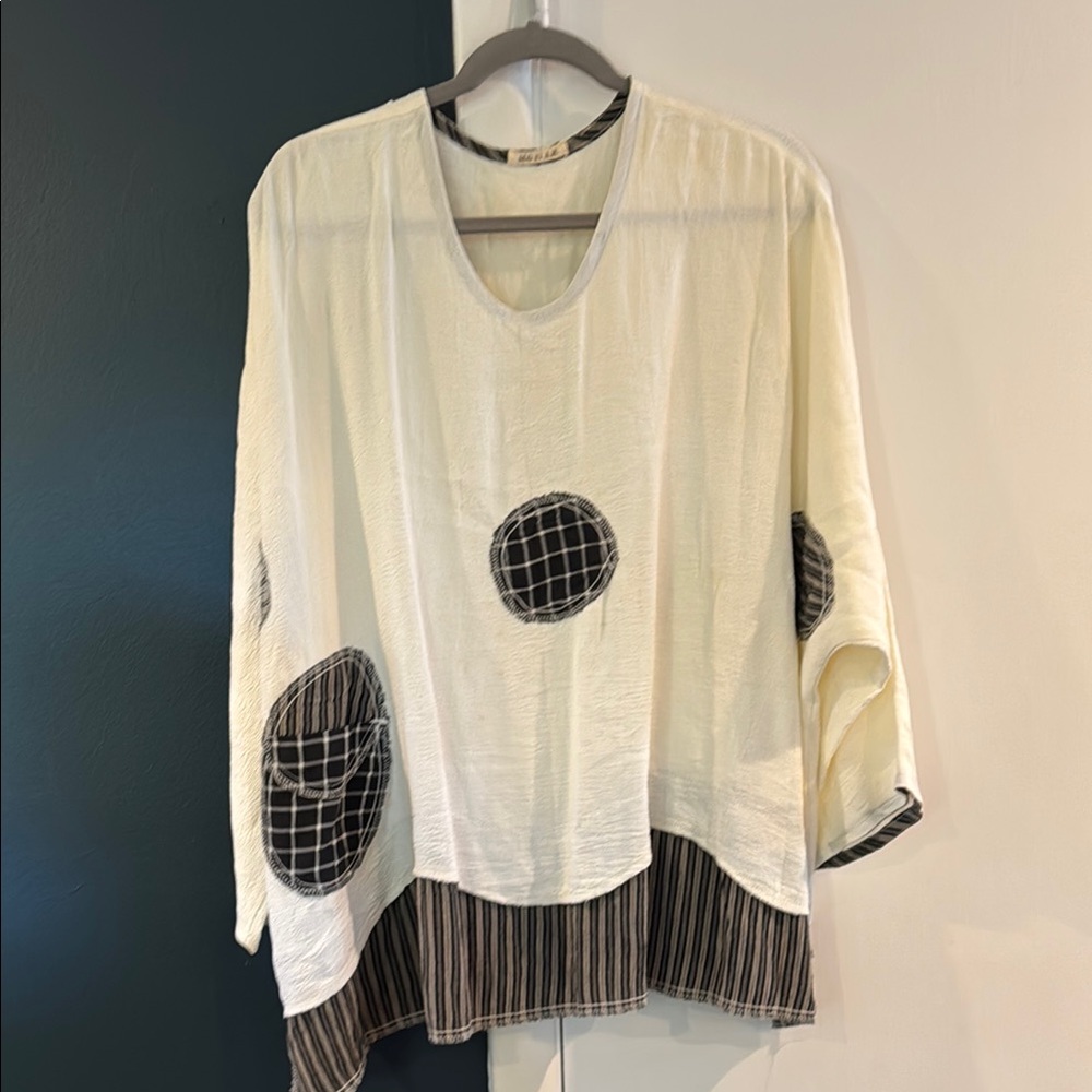 Cream and Black Asymmetrical Tunic with 3/4 Sleeves